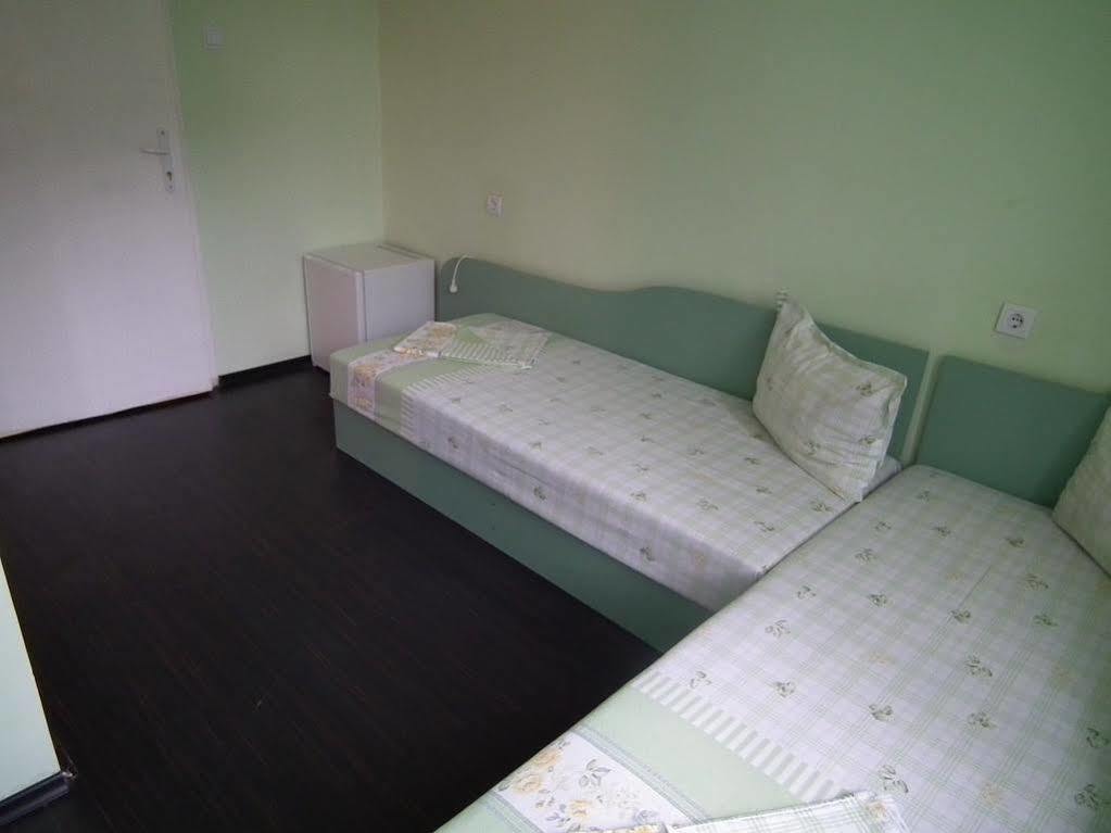Guest House Bedrock Belogradchik Exterior photo